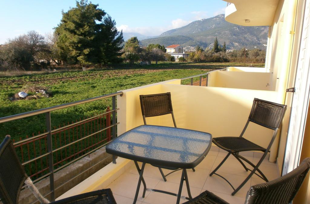 Artemis - Marina Apartments Evia Værelse billede